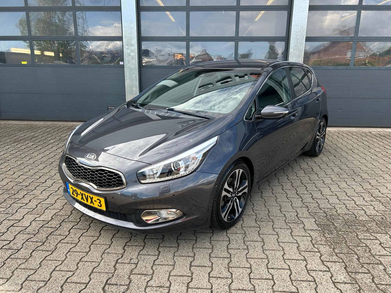 Kia Cee'd - Cee D 1.6 GDI 135pk Super Pack Premium - AutoWereld.nl