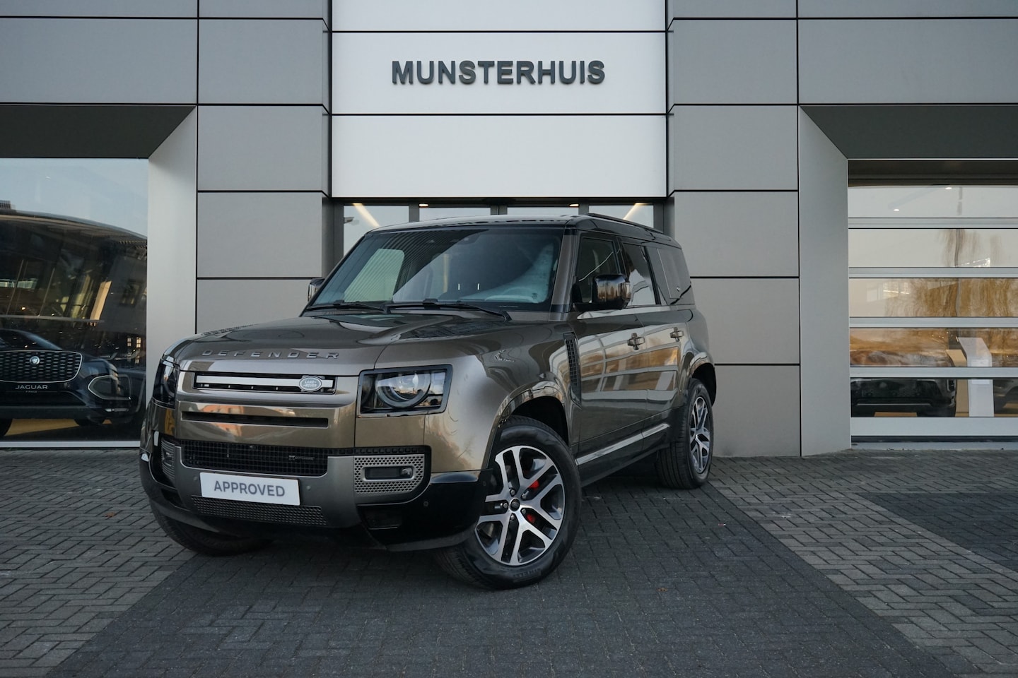 Land Rover Defender Hard Top - 3.0 D200 110 MHEV X-Dynamic SE | Elektrische trekhaak | Schuif/Kantel dak | - AutoWereld.nl