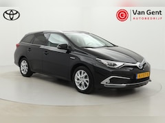 Toyota Auris Touring Sports - 1.8 Hybrid Executive | Panoramadak | Navigatie | Stoelverwarming | Parkeersensoren voor/ac