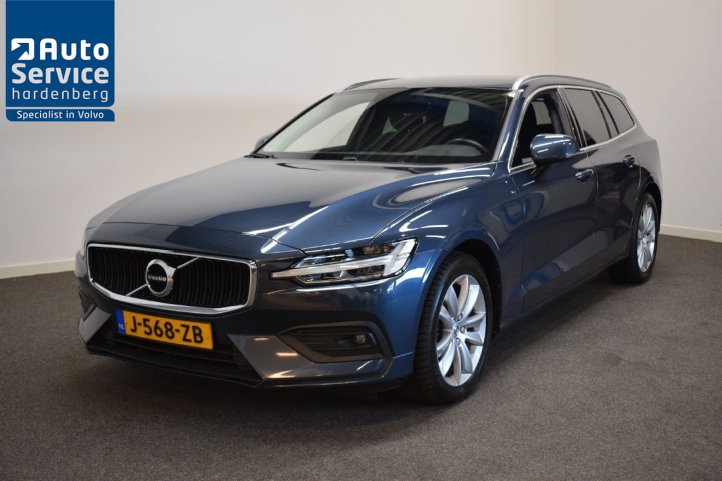 Volvo V60 - 2.0 B3 163pk AUT8 BNS Pro Stoelverw V+A/ Navi/ Adapt. Cruise/ Car Play - AutoWereld.nl