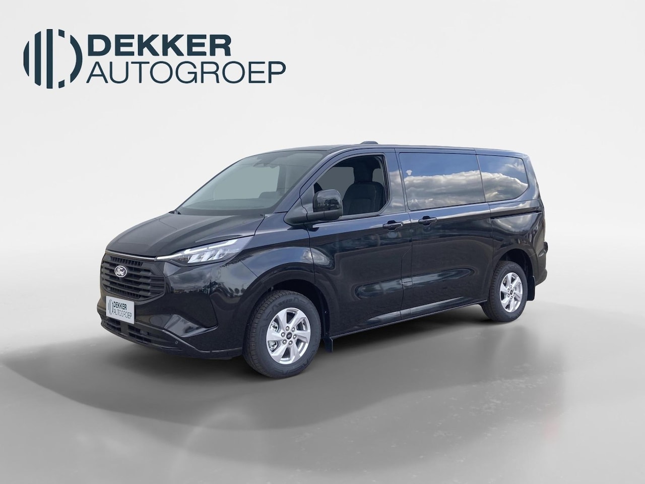 Ford Transit Custom - 340 2.5 PHEV L1H1 Limited Kombi 8-pers VOORRAAD - AutoWereld.nl