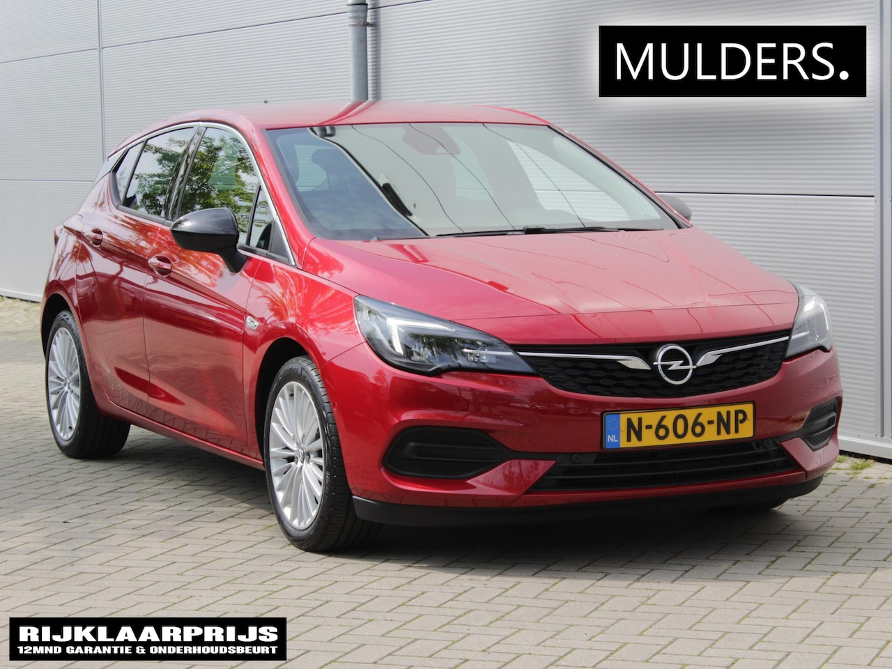 Opel Astra - 1.2T 130 BLITZ ELEGANCE FULL OPTIONS - AutoWereld.nl