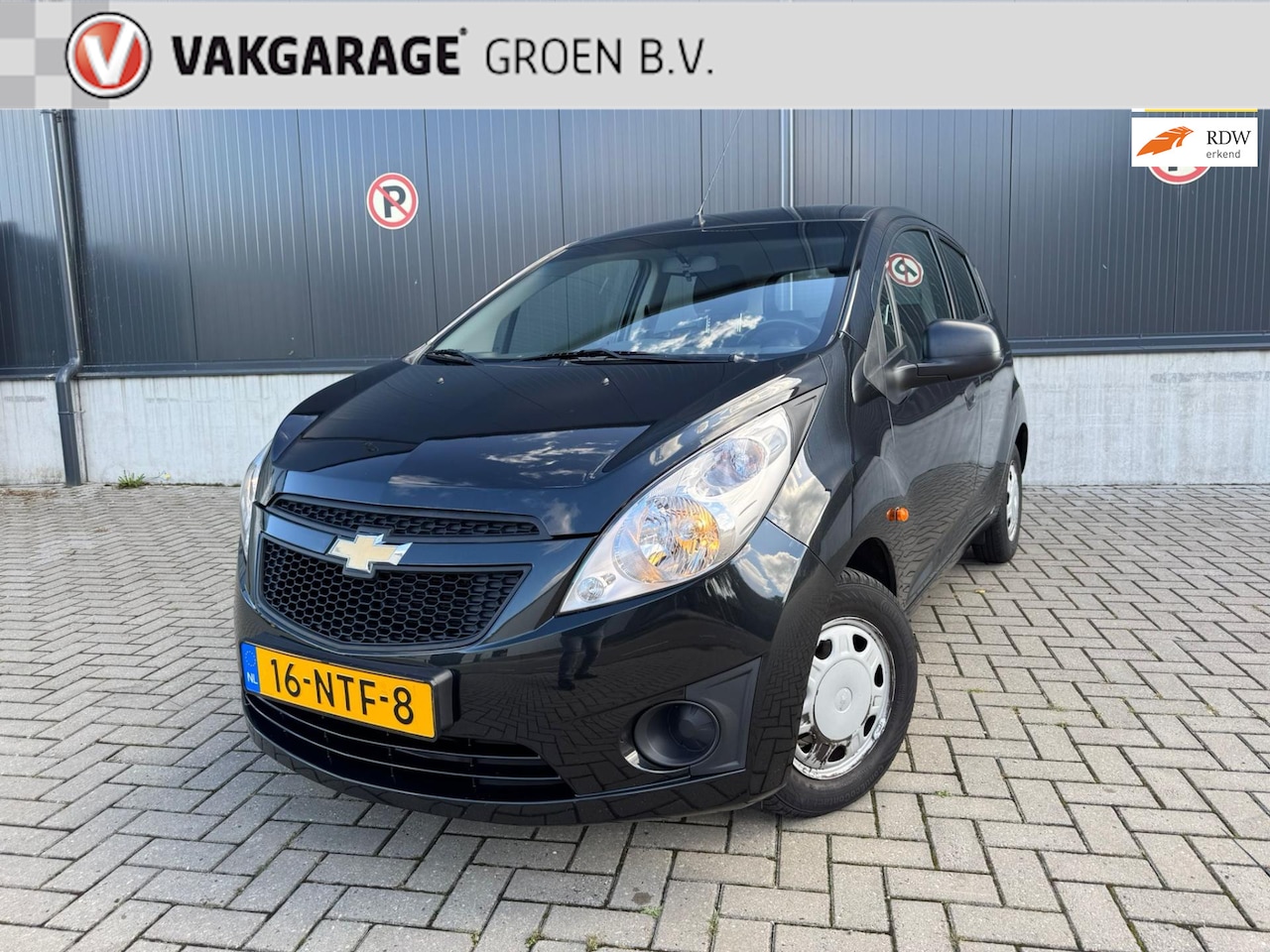 Chevrolet Spark - 1.0 16V L / 49000 NAP ! - AutoWereld.nl