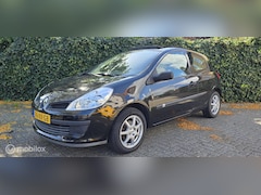Renault Clio - 1.2 TCE Panorama schuifdak