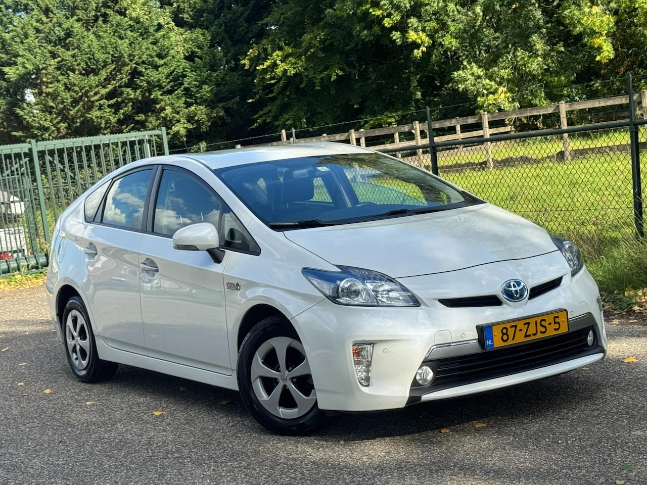 Toyota Prius - 1.8 Plug-in Aspiration /Navi/Camera/ - AutoWereld.nl