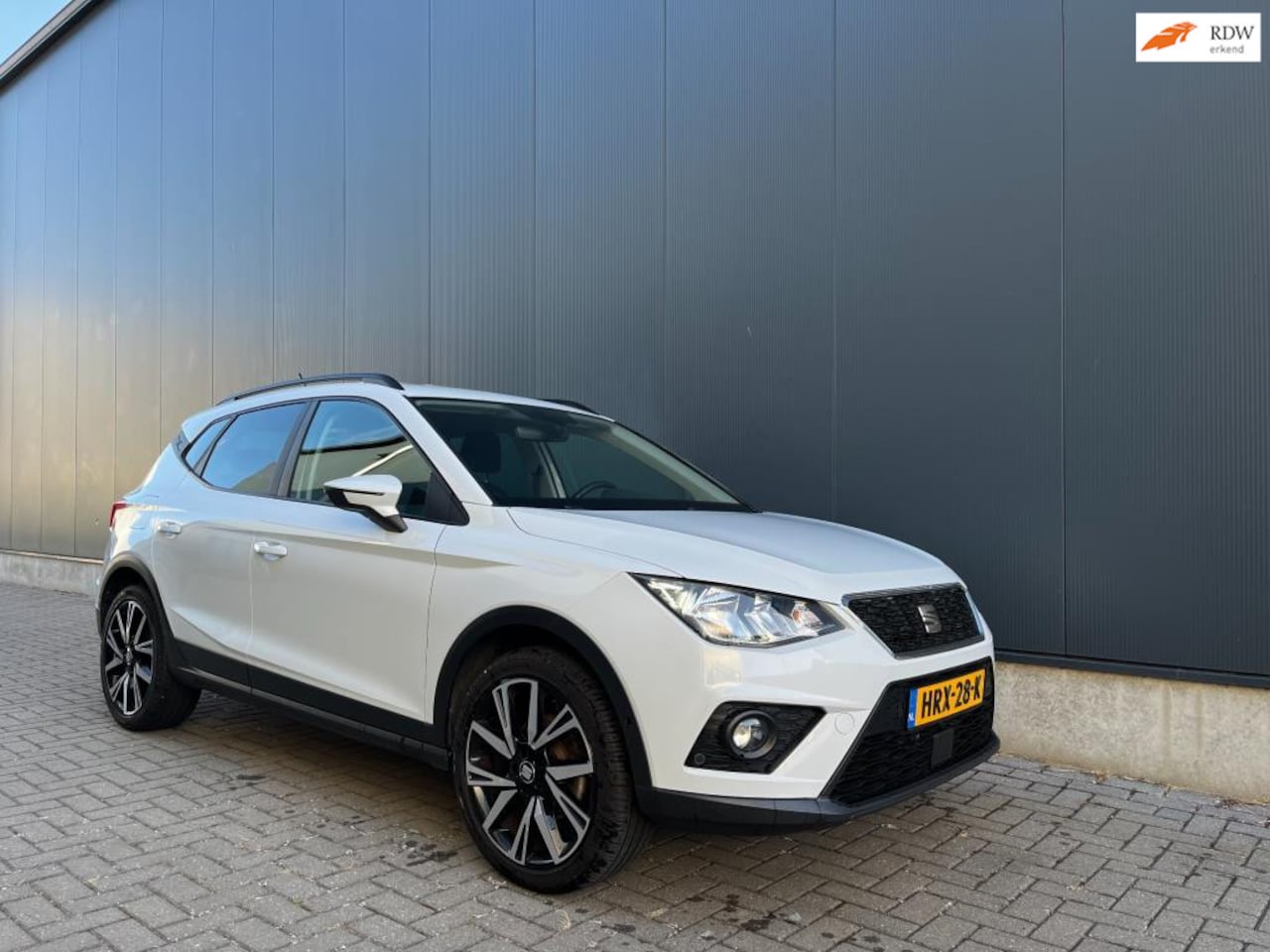 SEAT Arona - 1.0 TSI Style Business Intense 1.0 TSI Style Business Intense - AutoWereld.nl