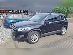 Volkswagen Tiguan - 1.4 TSI Sport&Style xenon navi trekhaak