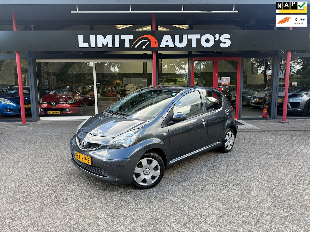 Toyota Aygo - 1.0-12V +/Aut/Elek.Ramen/Airco/Apk!! - AutoWereld.nl