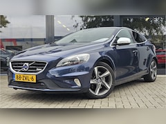 Volvo V40 - 1.6 T3 R-Design + PANO DAK + XENON + CAMERA + SOUNDSYSTEEM