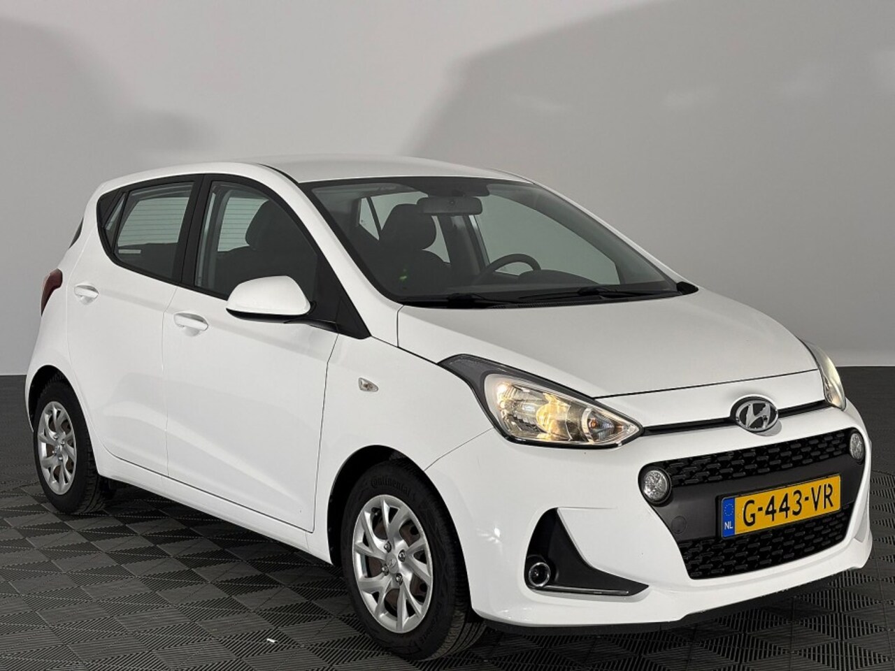 Hyundai i10 - 1.0i Comfort | NAVI | AIRCO ✅ 1e Eigenaar - AutoWereld.nl