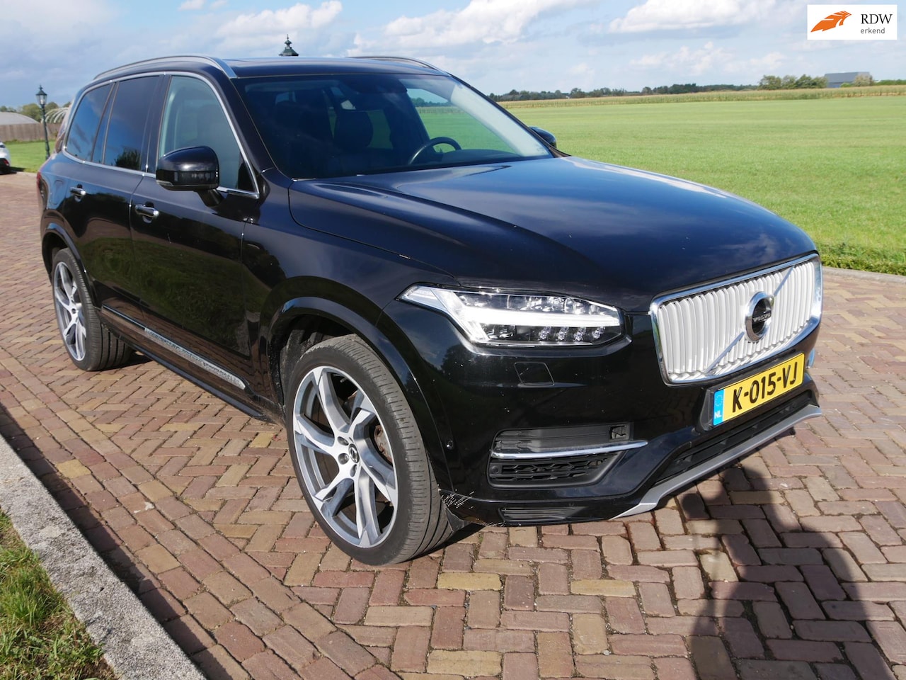 Volvo XC90 - 2.0 T8 Twin Engine AWD Inscription 7p PANO LEATHER ** 19499 NETTO ** - AutoWereld.nl