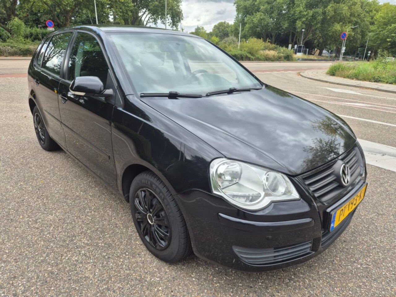 Volkswagen Polo - 1.2-12V Turijn 1.2-12V Turijn, 5 Drs,Stuurbekr,Airco, 1 Jaar Apk!! - AutoWereld.nl