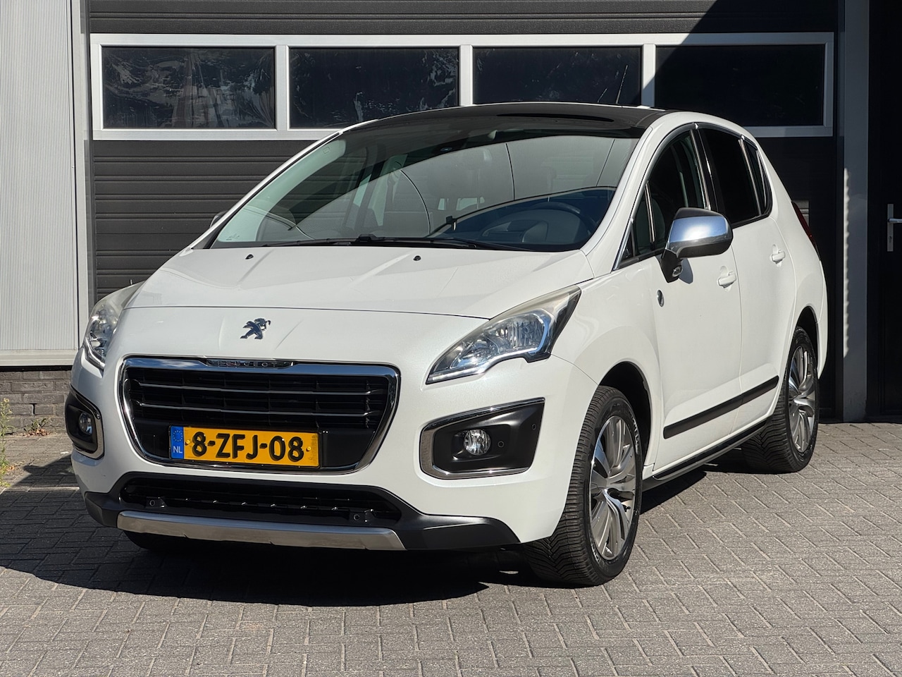 Peugeot 3008 - 1.6 THP Crossway Automaat, Pano, Navi, Camera, NAP - AutoWereld.nl