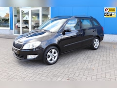 Skoda Fabia Combi - 1.2 TSI Ambition met vaste trekhaak