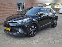 Toyota C-HR - 1.8 Hybrid Style - Airco - Navi+camara - Stoelverw. - Cruise control - Velgen - Parkeersen