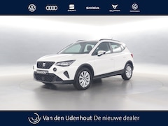 SEAT Arona - 1.0 TSI 95pk Style / Navigatie via App Connect / Parkeersensoren