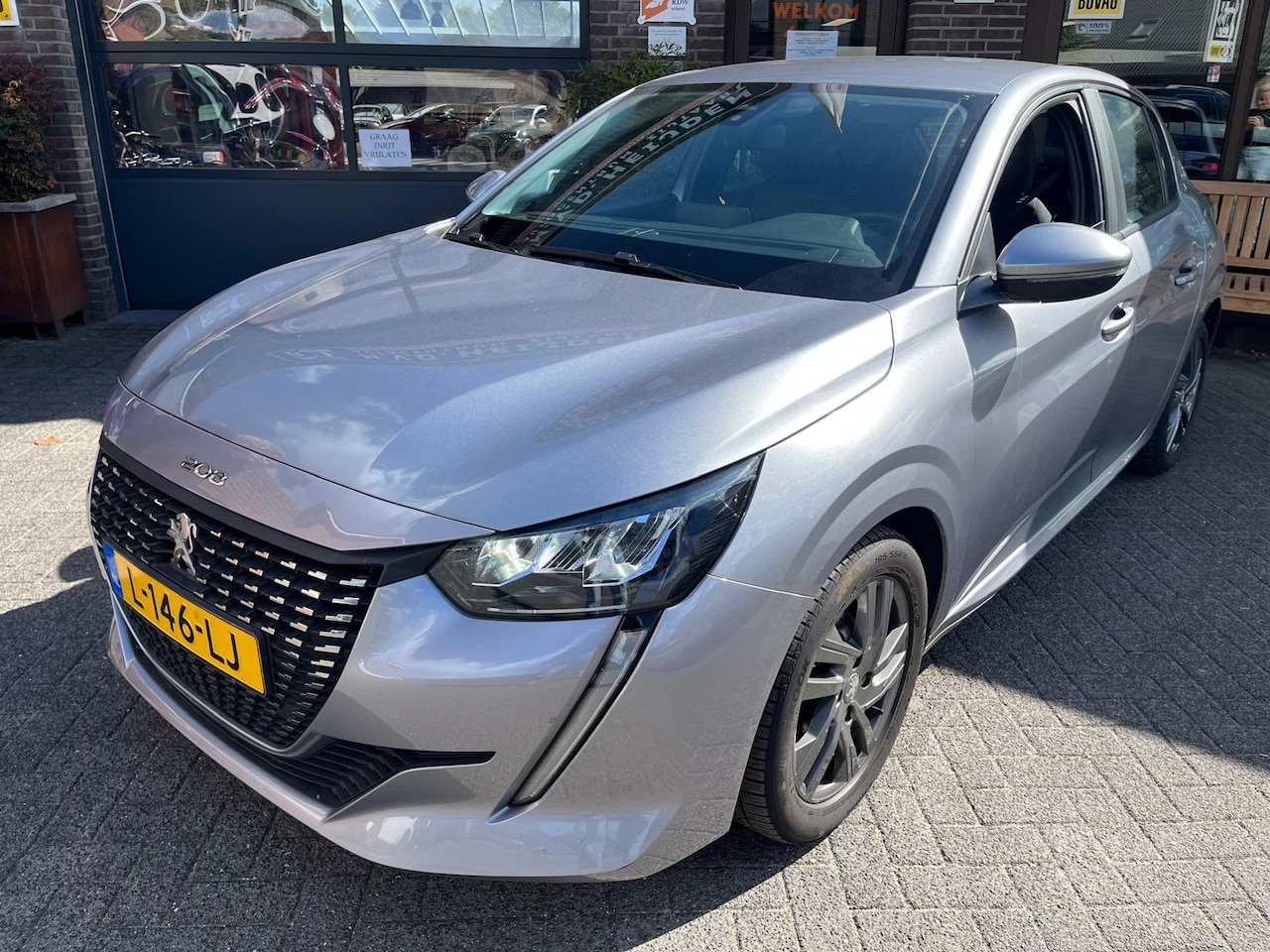 Peugeot 208 - 1.2 PureTech Allure App-connect PDC KOMT BINNEN! - AutoWereld.nl