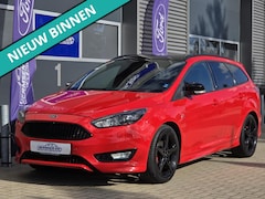 Ford Focus Wagon - 1.5 EcoBoost 150PK ST-Line nw distributie