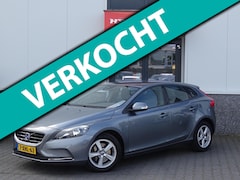 Volvo V40 - 1.6 T2 Kinetic navi LM 4-deurs 3e eig org NL