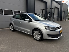 Volkswagen Polo - 1.4-16V Trendline 5drs|Airco|Parkeersensoren|Cruisecontrole|Trekhaak|Nieuwe APK