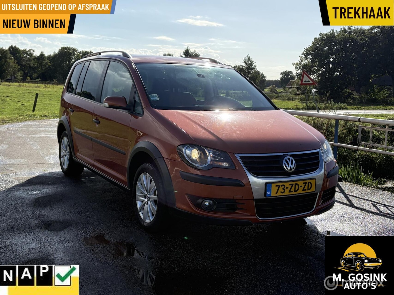 Volkswagen Touran Cross - 1.4 TSI - AutoWereld.nl