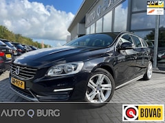 Volvo V60 - 2.4 D6 AWD Plug-In Hybrid Momentum | Automaat | Trekhaak | Stoel Verwarming | Pano | PDC |