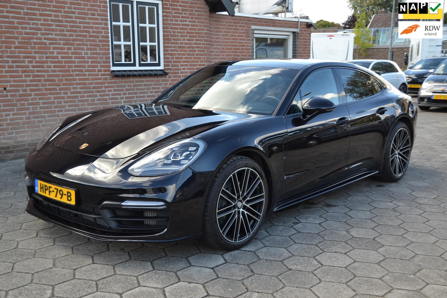 Porsche Panamera - 2.9 4S - 441 PK - Airco - Navi+camara -Panoramadak - 21''Velgen - Black-line - 18-weg stoe - AutoWereld.nl