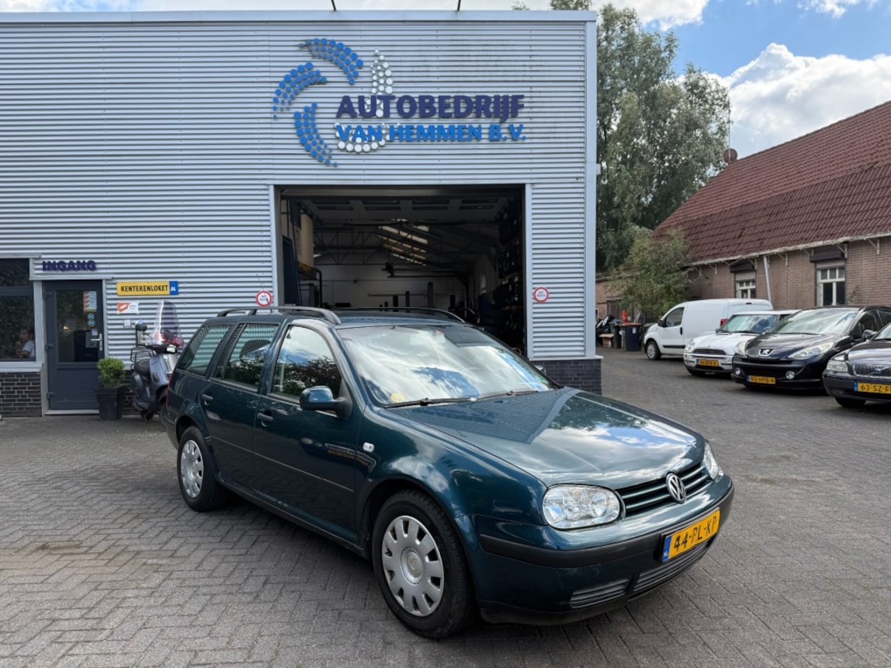 Volkswagen Golf - 1.4 TRENDLINE Airco Trekhaak Nieuwe apk - AutoWereld.nl