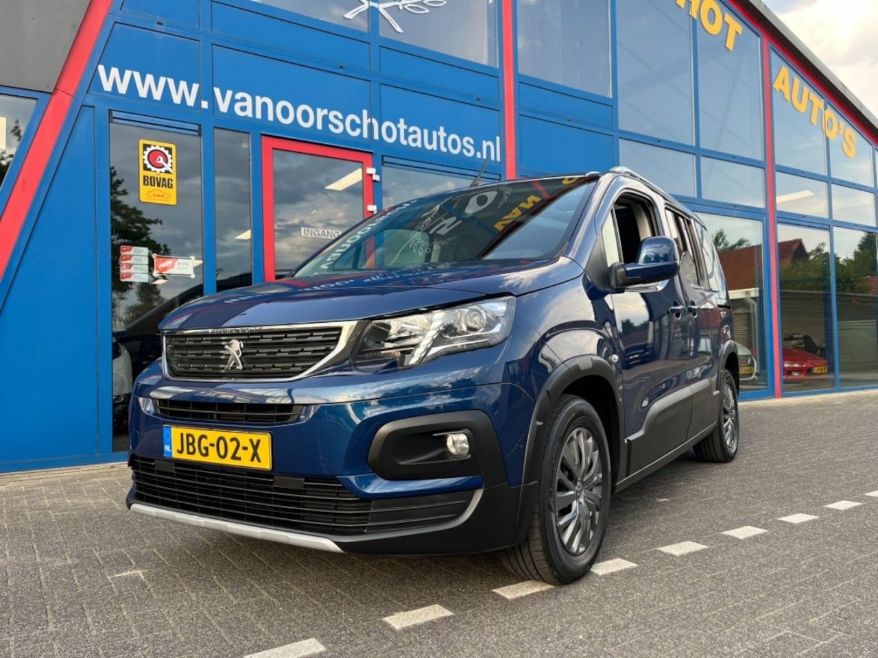 Peugeot Rifter - 1.2 110pk Panodak Navi Carplay Led Airco(ECC) - AutoWereld.nl