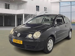 Volkswagen Polo - 1.4-16V Comfortline/CRUISECONTROL/RIJDT LEKKER