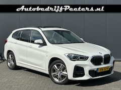 BMW X1 - xDrive25e M Sport Facelift P-dak ACC LED HUD Camera Trekhaak
