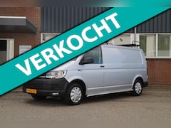 Volkswagen Transporter - 2.0 TDI L2H1 Cruise / Voorruitverwarming / Airco / 3 zits