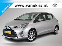 Toyota Yaris - 1.5 Hybrid Aspiration Limited, Keyless entry, Trekhaak, Camera, Cruise control, Dealer ond