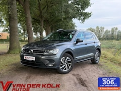 Volkswagen Tiguan - 1.5 TSI ACT Comfortline Carplay Navi Climate Cruise