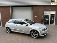 Opel Astra GTC - 1.6 Enjoy|AIRCO|EXPORT|RIJDT EN SCHAKELT GOED
