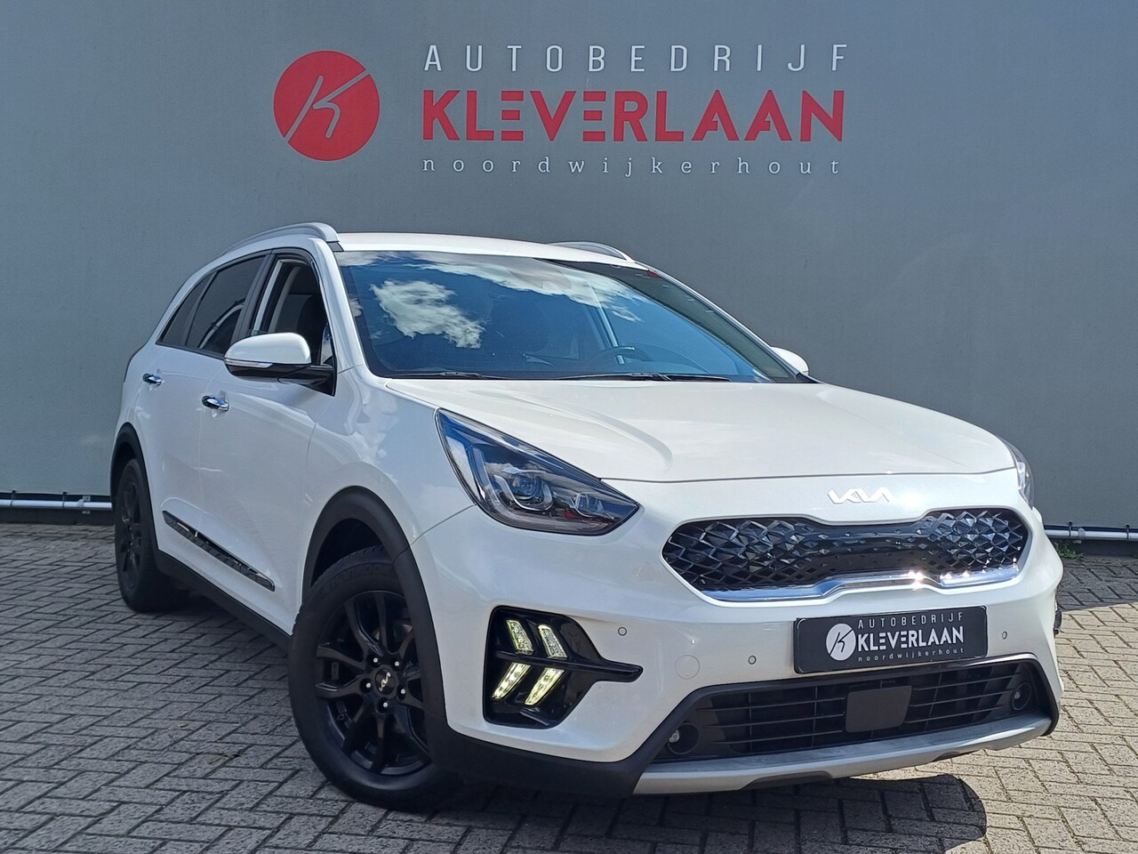Kia Niro - 1.6 GDi PHEV DynamicPlusLine | NAVI | APPLE CARPLAY/ ANDROID AUTO | CAMERA | TREKHAAK | Wi - AutoWereld.nl