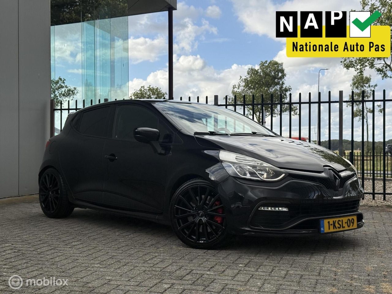 Renault Clio - 1.6 R.S. | 200PK | Leer | Automaat - AutoWereld.nl