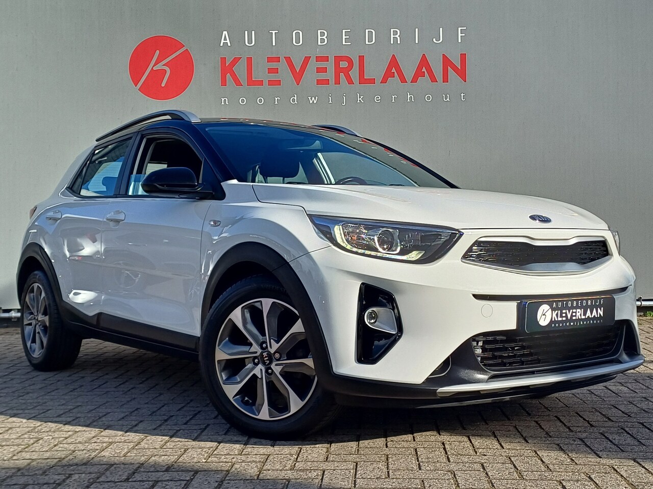 Kia Stonic - 1.0 T-GDi DynamicLine | CRUISECONTROL | CAMERA | BLUETOOTH |  Wij bieden ook financiering - AutoWereld.nl