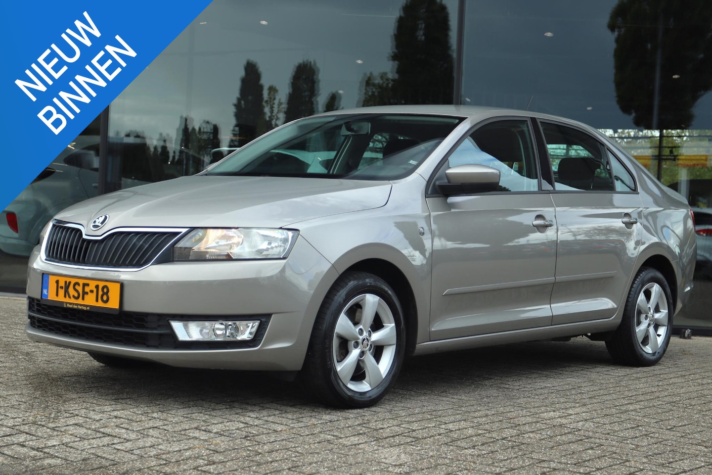 Skoda Rapid - 1.2 TSI GT SEDAN AMBITION BUSINESSLINE | NAP | CRUISE | NAVI | BLUETOOTH | ELEK RAMEN - AutoWereld.nl