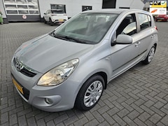 Hyundai i20 - 1.4i i-Motion AUTOMAAT