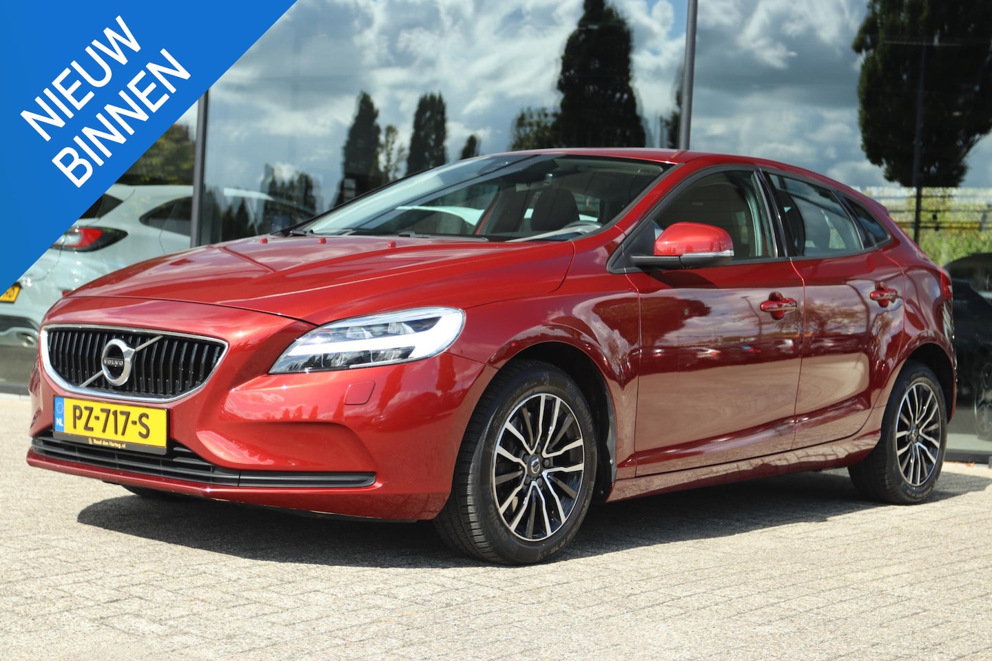 Volvo V40 - 1.5 T2 NORDIC+ ORIG. NL | CAMERA | LED | STOELVERW. | CRUISE | STANDKACHEL | CLIMATE - AutoWereld.nl