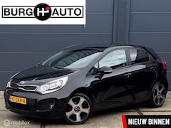 Kia Rio - 1.2 CVVT Super Pack 5 deurs - ECC - CRUISE CONTROLE - KEYLESS ENTRY/START - 17" LM VELGEN