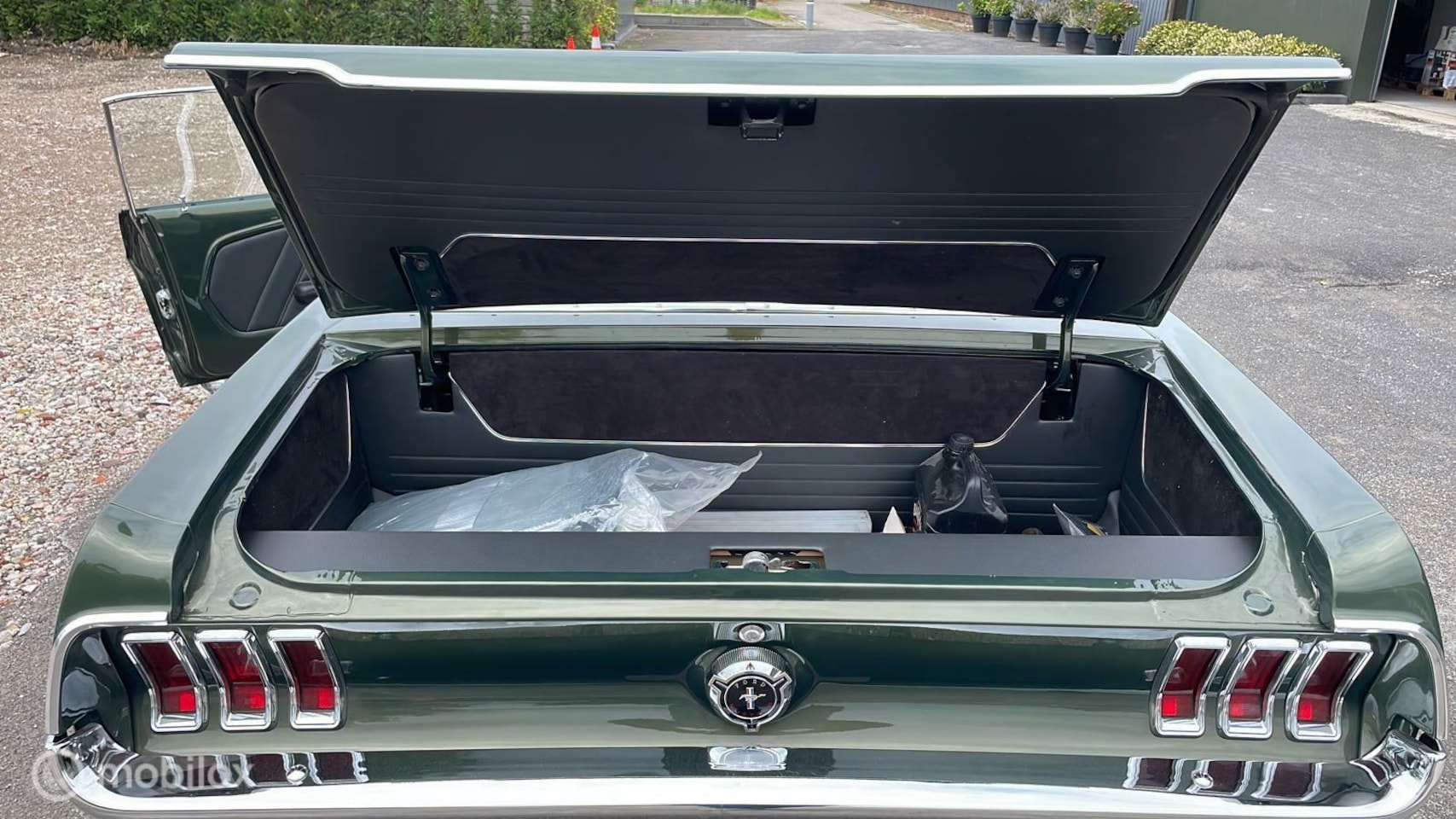 Ford Mustang Convertible - 289 automaat - AutoWereld.nl