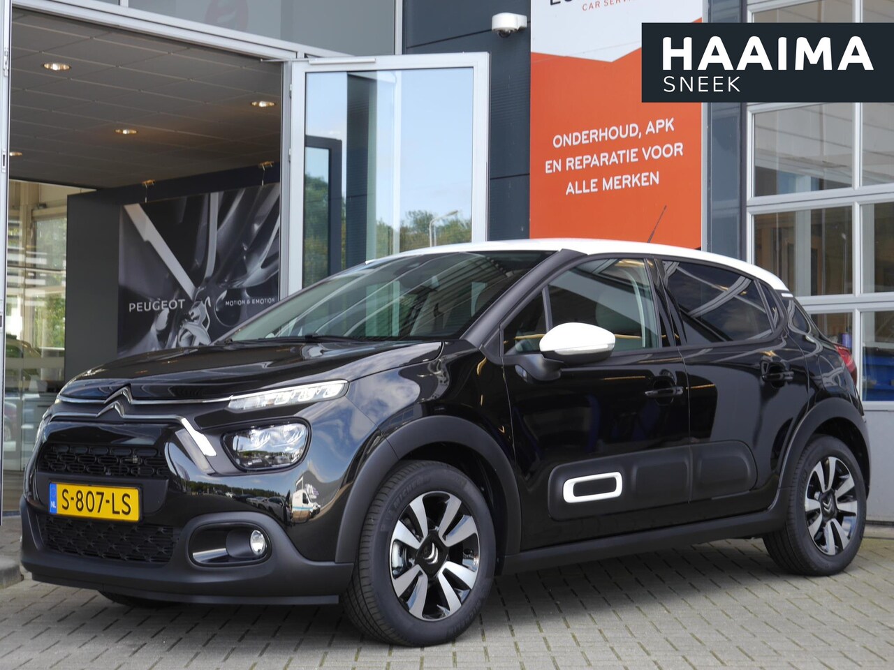 Citroën C3 - 1.2 PureTech Feel Edition Two-Tone | Achteruitrijcamera | Navigatie | Elektrische ramen | - AutoWereld.nl