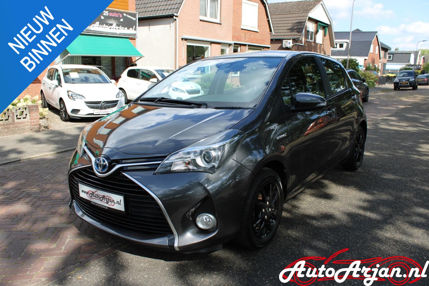 Toyota Yaris - 1.5 Hybrid Aspiration Navi, Cruise, Camera - AutoWereld.nl