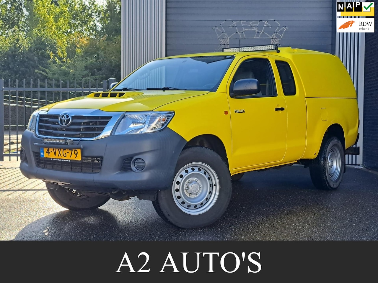 Toyota HiLux - 2.5 D-4D LX DC Airco|Nap - AutoWereld.nl