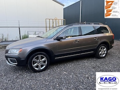 Volvo XC70 - 2.4 D5 Summum
