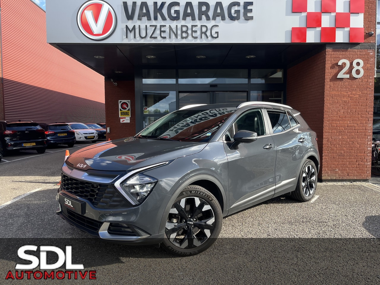 Kia Sportage - 1.6 T-GDi Plug-in Hybrid AWD DynamicPlusLine // ADAPT. CRUISE // HALF LEDER // CAMERA+SENS - AutoWereld.nl