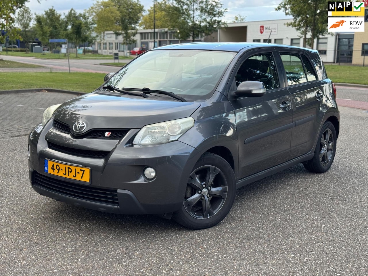 Toyota Urban Cruiser - 1.3 VVT-i Aspiration 1.3 VVT-i Aspiration - AutoWereld.nl
