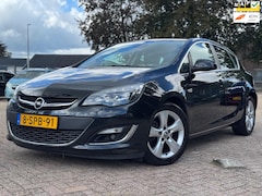 Opel Astra - 1.6 Turbo Sport CRUISE CTRL NAVIGATIE NW.APK NAP AIRCO